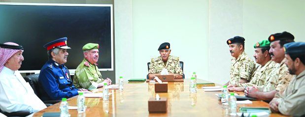 BDF Chief of Staff Lieutenant General Theyab bin Saqr Al Nuaimi chaired a meeting of the joint security committee. The meeting explored means to enhance co-operation and strengthen co-ordination between the kingdom’s military and security agencies. The meeting was attended by National Guard Staff Director Lieutenant General Shaikh Abdulaziz bin Saud Al Khalifa and senior BDF officers.